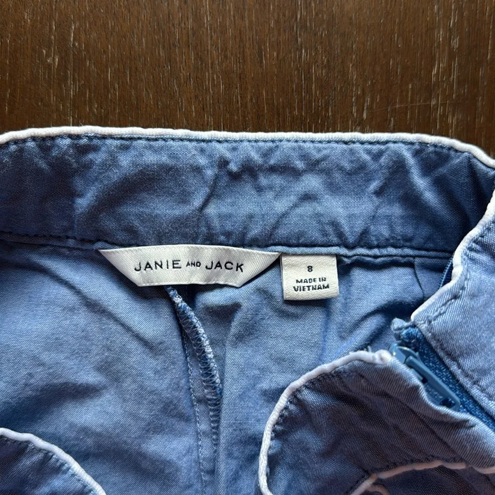 Size 8 Janie and Jack adjustable waist side zip pocketed shorts denim chambray